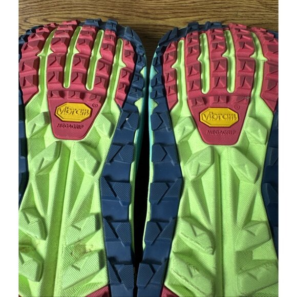 Altra Women's Olympus 6 Running Shoes, Teal, US 8.5 - USED - Picture 8 of 9